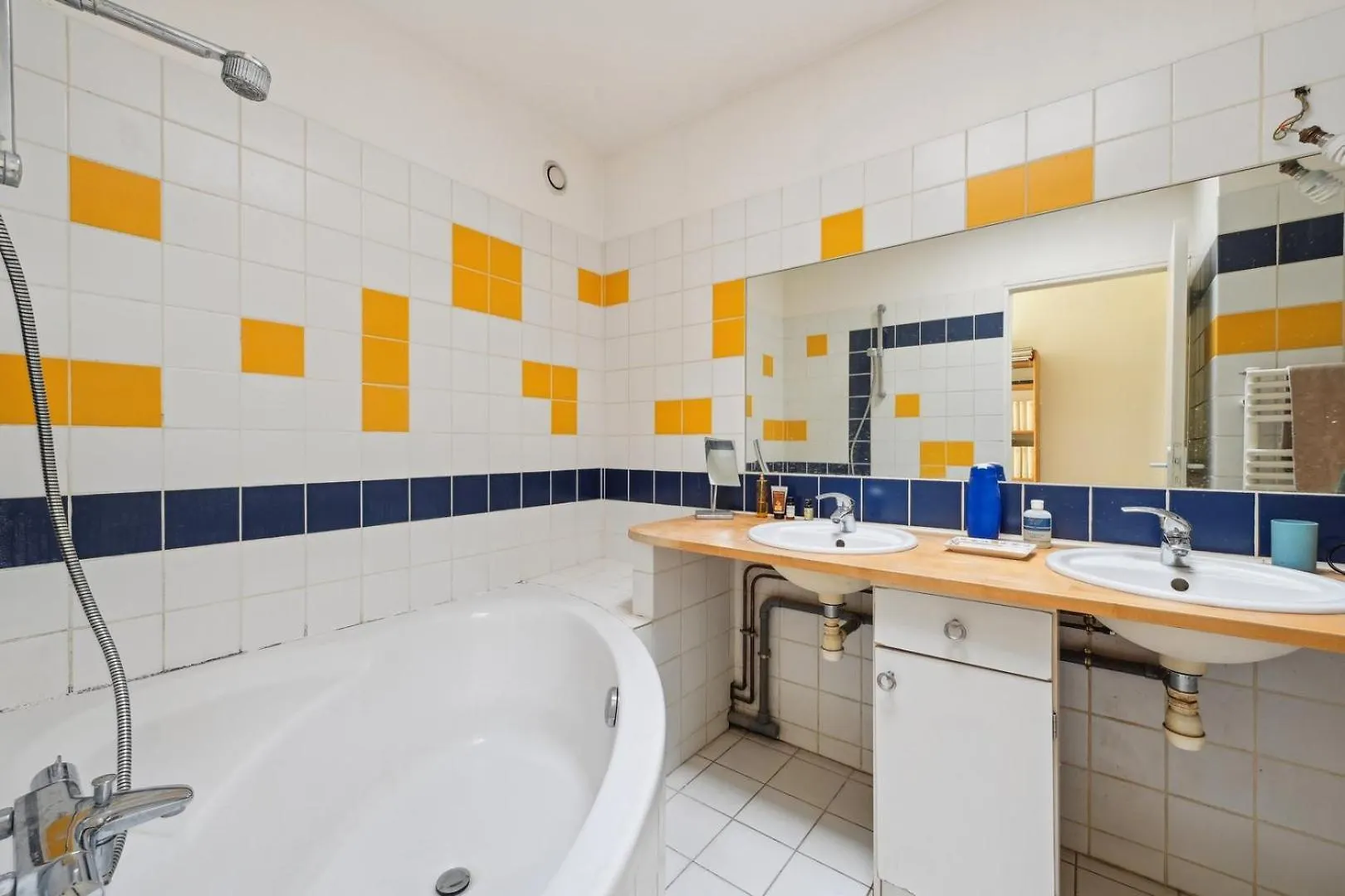La Demeure - Maison De 180M2 A Porte De Versailles Parijs 0*,  Frankrijk